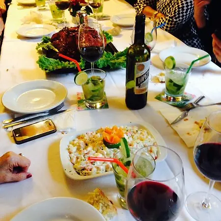 El Caseron Pensión Santa Marta de Tormes