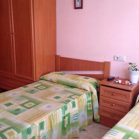 Pensión El Caseron *