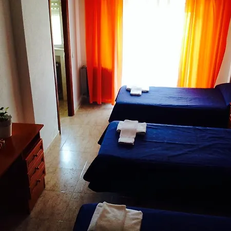 El Caseron Pensión Santa Marta de Tormes