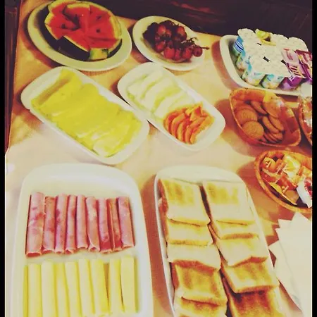 Pensión El Caseron *