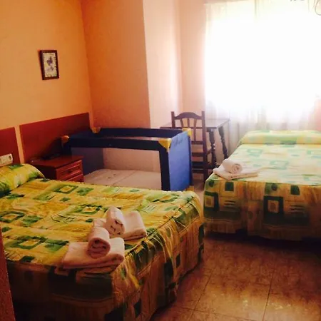 Pensión El Caseron Santa Marta de Tormes